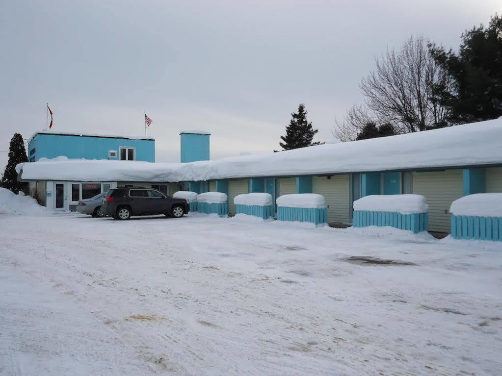 Ambassador Motel Sault Ste. Marie Exterior photo